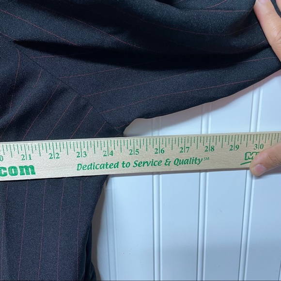 Vintage Kari’s Korner Vintage 80s Red & black Pinstriped Blazer attached top 22 - Picture 4 of 5